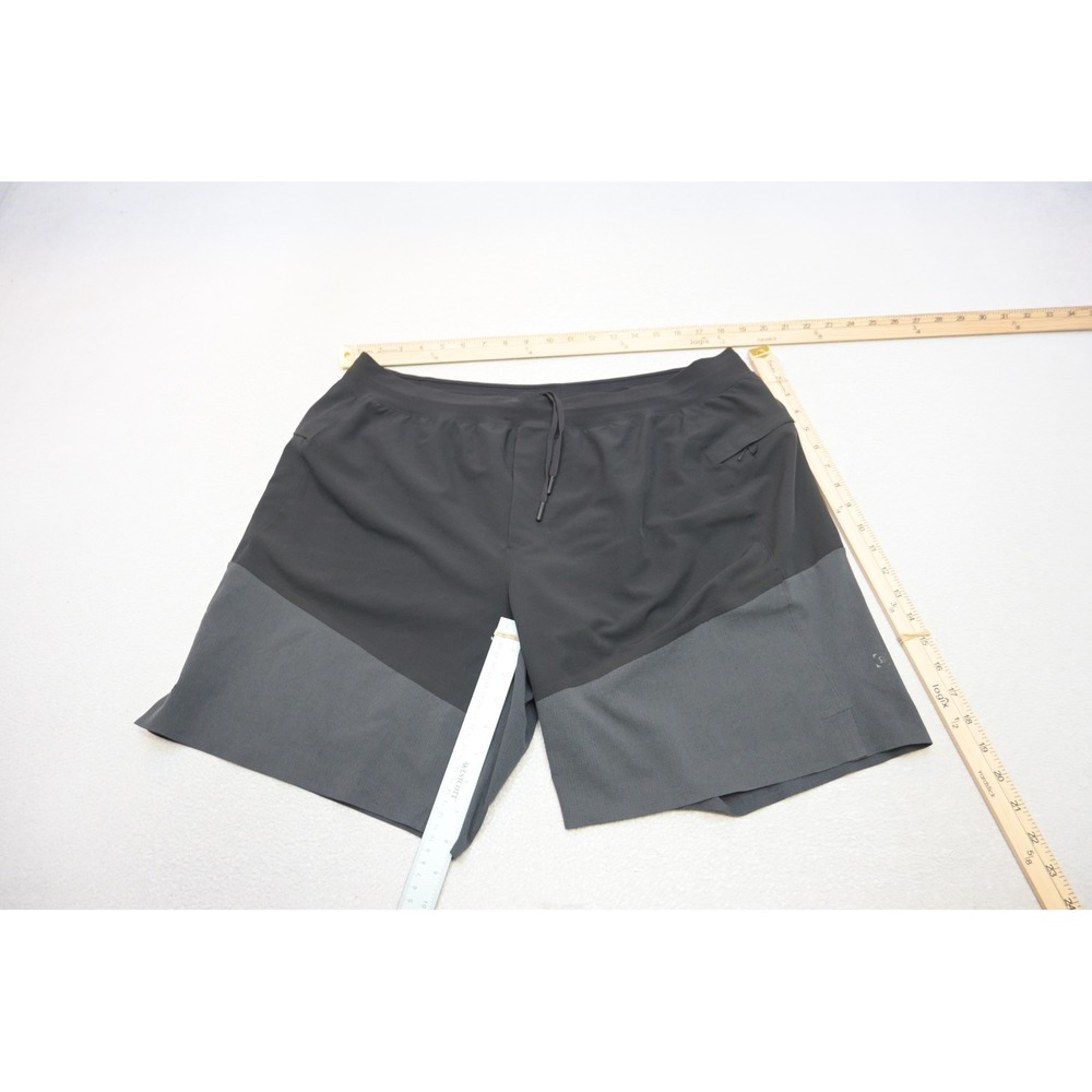 Lululemon Athletic Gym Shorts Men Size Medium Black Grey Drawstring Excellent
